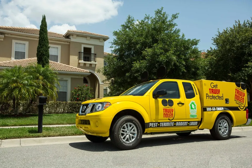 Professional yard maintenance experts serving Ft. Myers, FL - Truly Nolen Pest & Termite Control