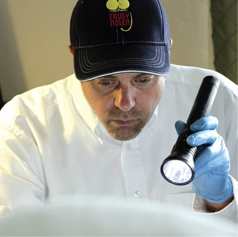 Professional yard maintenance in Ft. Myers, FL by Truly Nolen Pest & Termite Control