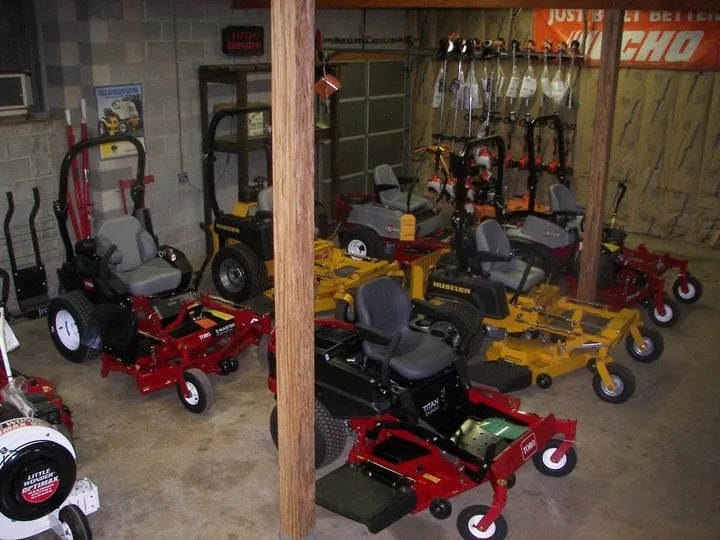 Reliable lawn mowing service in Quakertown, PA - Trumbauer's Lawn & Garden