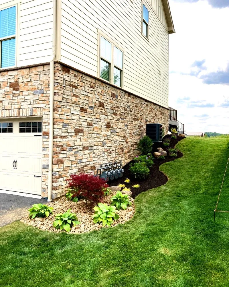 Custom yard maintenance experts serving Greensburg, PA - TruScape