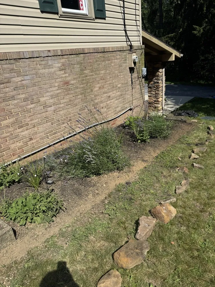 Reliable yard maintenance in Mechanicsburg, PA by Truscaping LLC