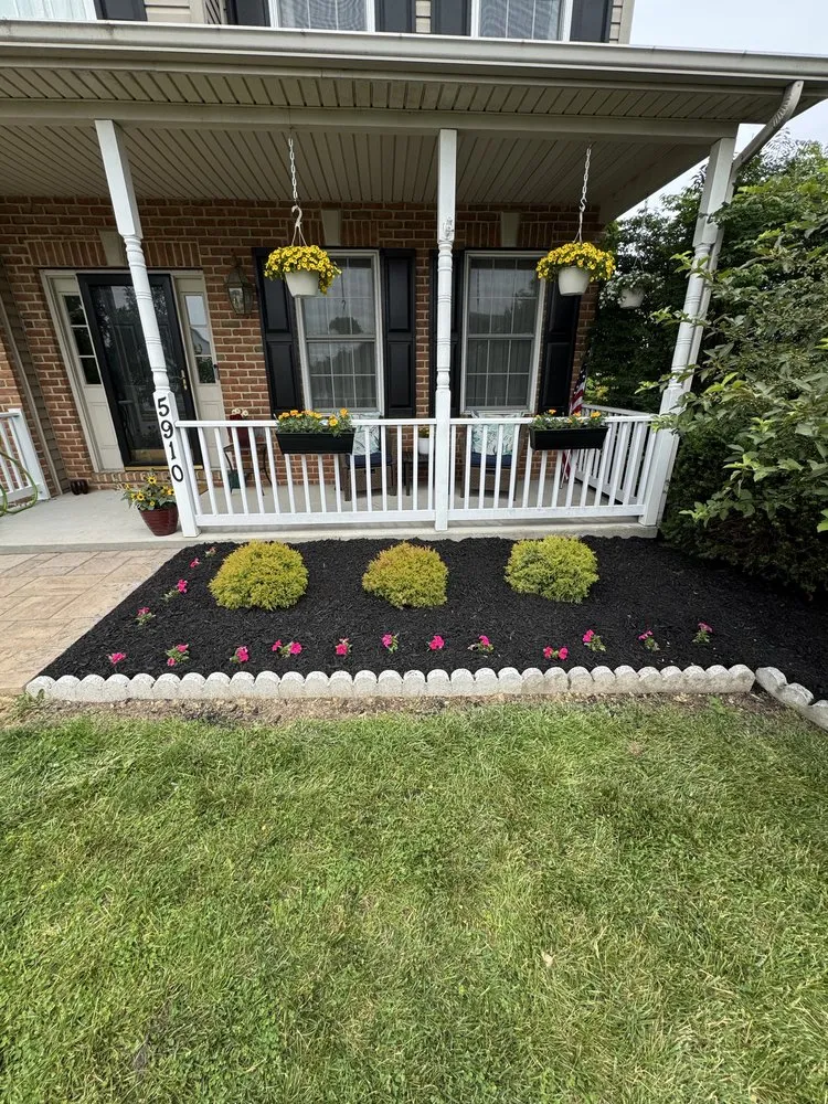 Reliable lawn care service experts serving Mechanicsburg, PA - Truscaping LLC