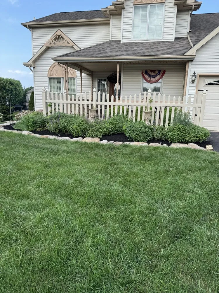 Local lawn care service for year-round maintenance in Mechanicsburg, PA by Truscaping LLC