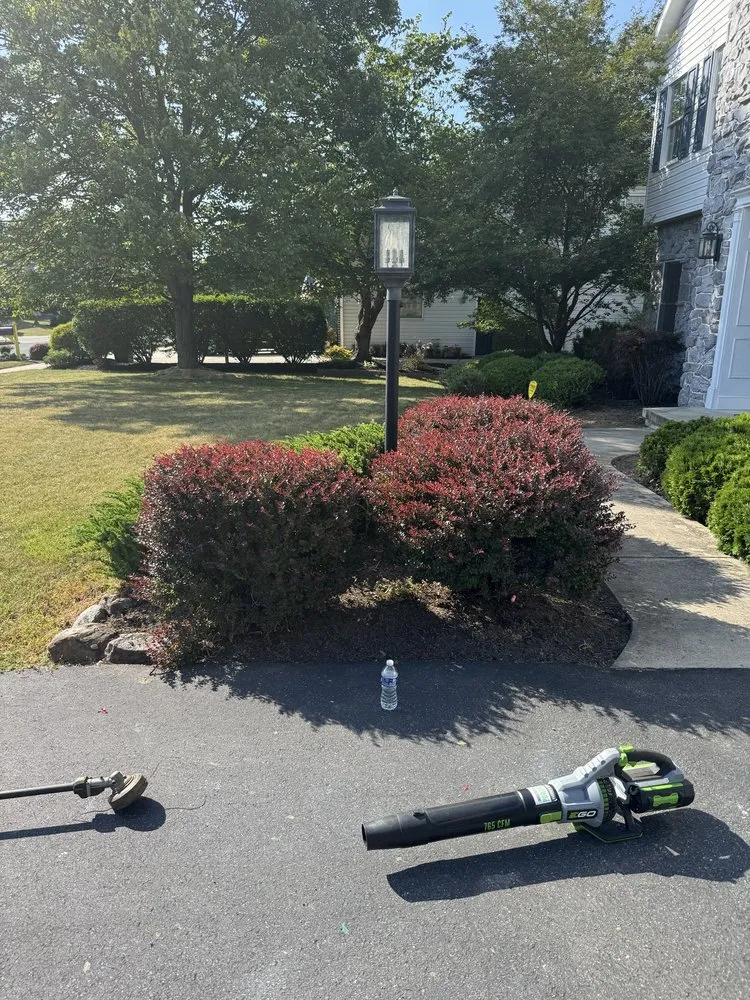 Local residential landscaping in Mechanicsburg, PA by Truscaping LLC