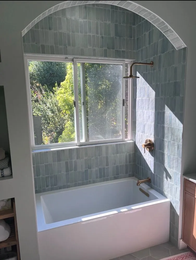 Trusted lawn mowing service experts serving Miami, FL - Trusst Construction