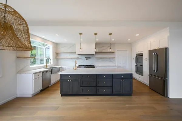 Trusst Construction Logo