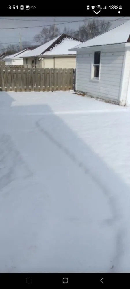 Affordable landscape design in Milwaukee, WI by Trusted Lawn Service