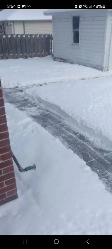 Custom yard maintenance experts serving Milwaukee, WI - Trusted Lawn Service