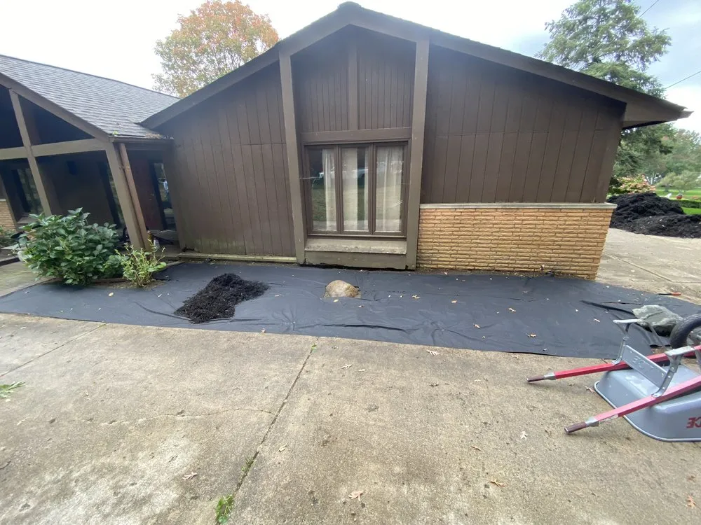 Custom garden landscaping in West Bloomfield, MI by Trusted Roots