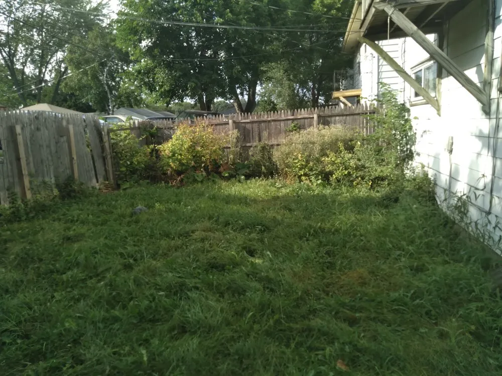 Custom landscape installation in Milwaukee, WI - T's Environmental Service