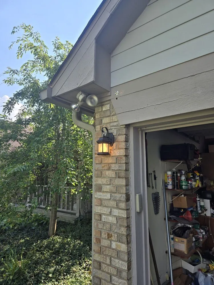 Trusted lawn mowing service experts serving Greenfield, IN - T's Handyman Services