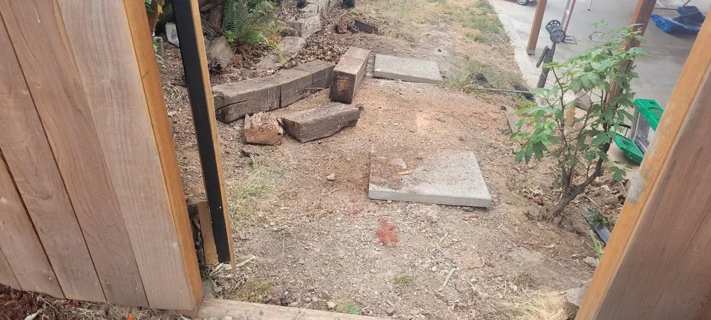 Expert yard maintenance experts serving Milwaukie, OR - T's Land Labor