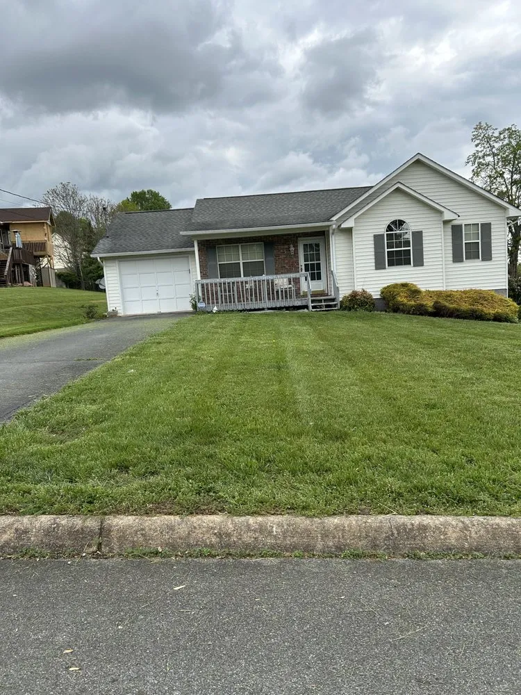 Custom garden landscaping for outdoor upgrades in Gray, TN by T’s Landscaping