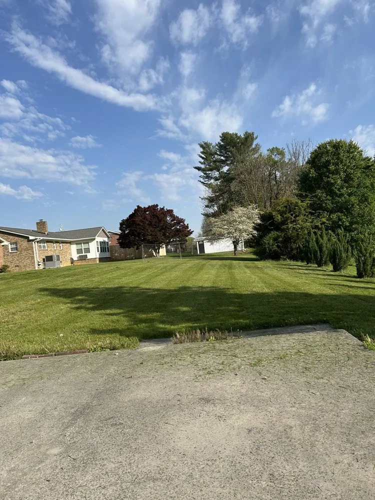 Trusted landscape installation experts serving Gray, TN - T’s Landscaping