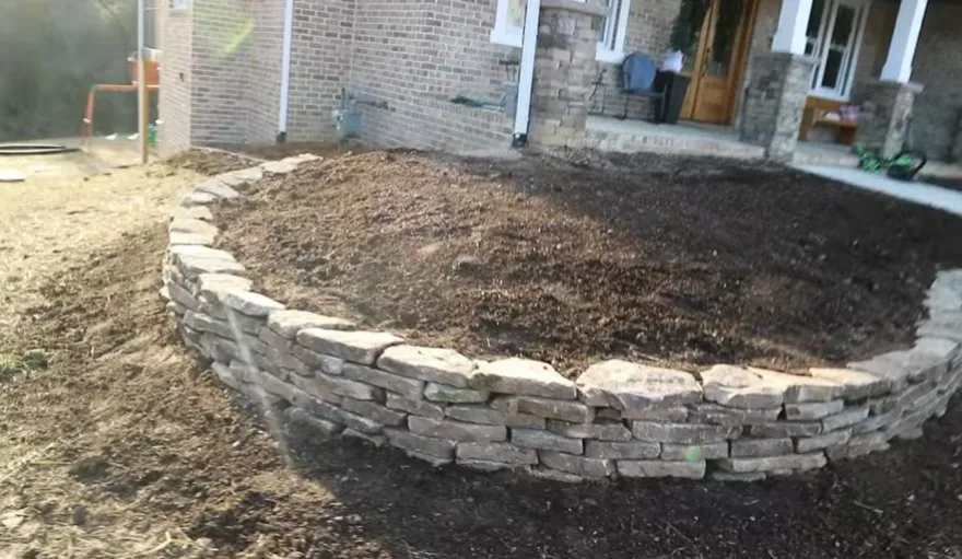 Affordable landscaping services for beautiful yards across Lenoir City, TN - T’s Lawn And Landscaping