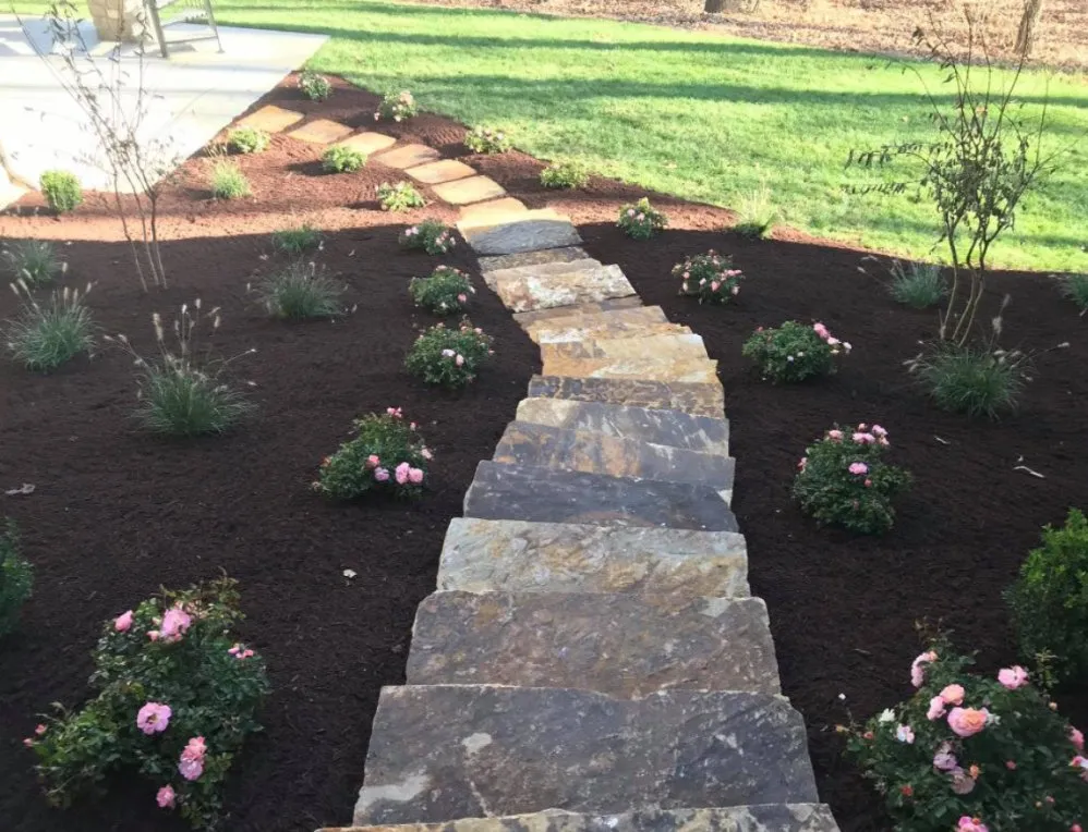 Affordable yard maintenance with custom design across Lenoir City, TN - T’s Lawn And Landscaping