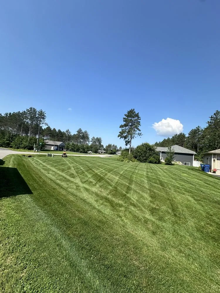 Top-rated lawn mowing service in Weston, WI - Ts Lawn Barbers