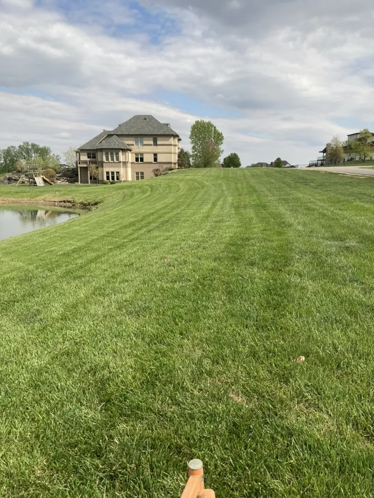 Professional garden landscaping in Newburgh, IN by T’s Total Concepts And More