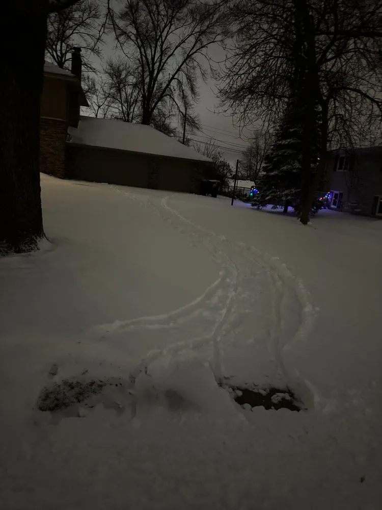 Affordable lawn mowing service experts serving Apple Valley, MN - Tschida Removal