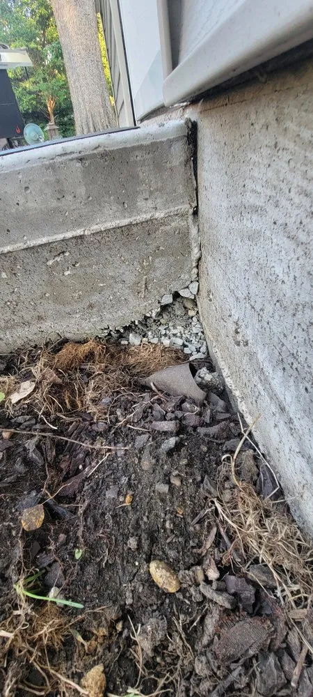 Affordable lawn care service experts serving Sterling, IL - T&T Concrete & Landscape