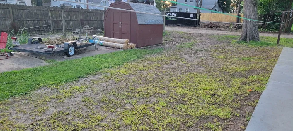 Trusted yard maintenance in Sterling, IL by T&T Concrete & Landscape