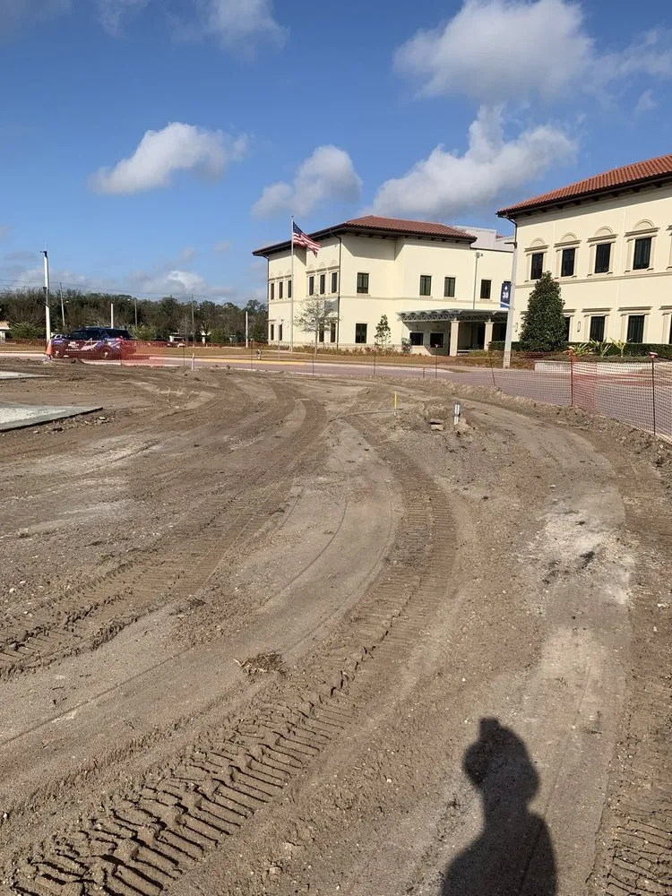 Local lawn mowing service experts serving Fort Walton Beach, FL - T&T Dirt Moving