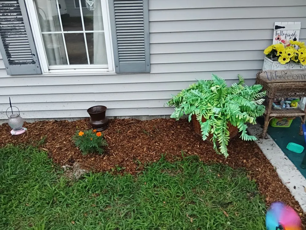 Affordable garden landscaping experts serving Hannibal, MO - T&T Home Improvement and Junk Removal