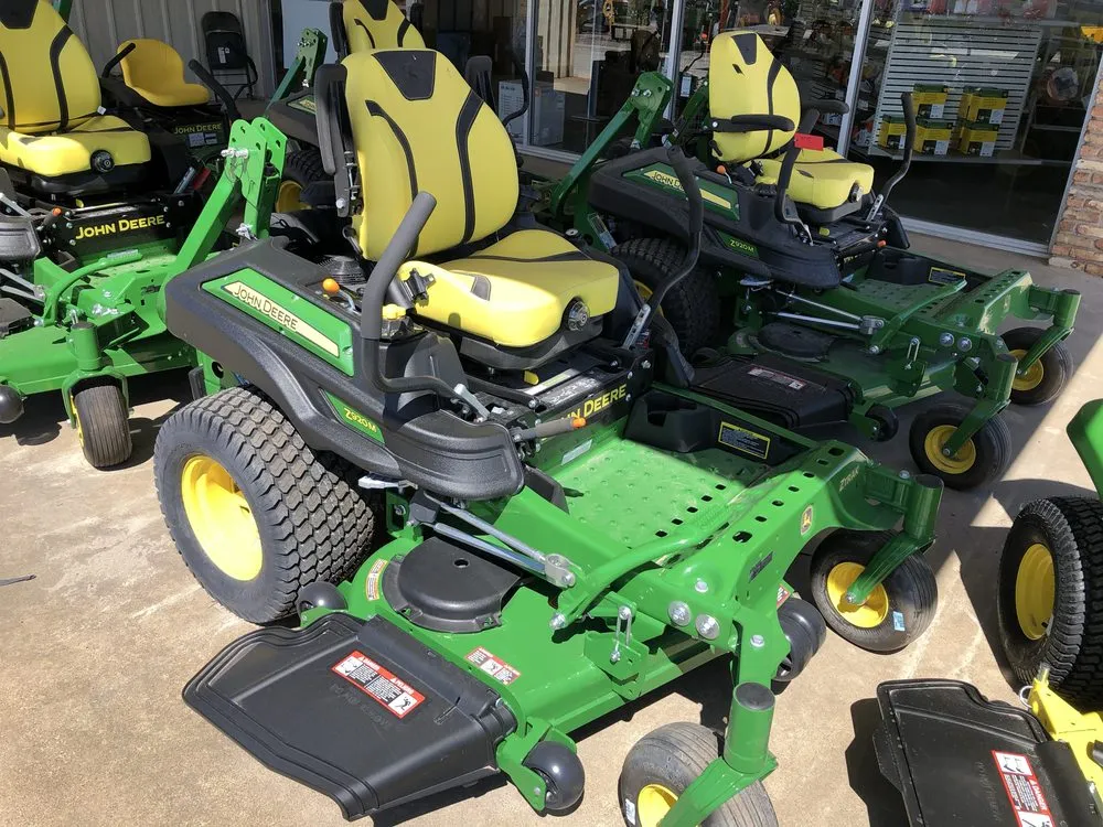 Trusted yard cleanup service for residential properties across Fairfield, TX - T&T Lawn Care