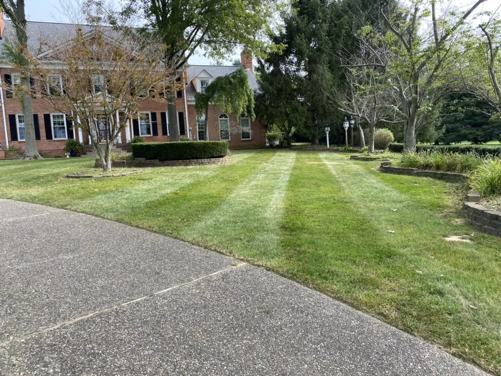 Reliable garden landscaping for beautiful yards across PLEASURE RDGE, KY - Tt Property Maintenance