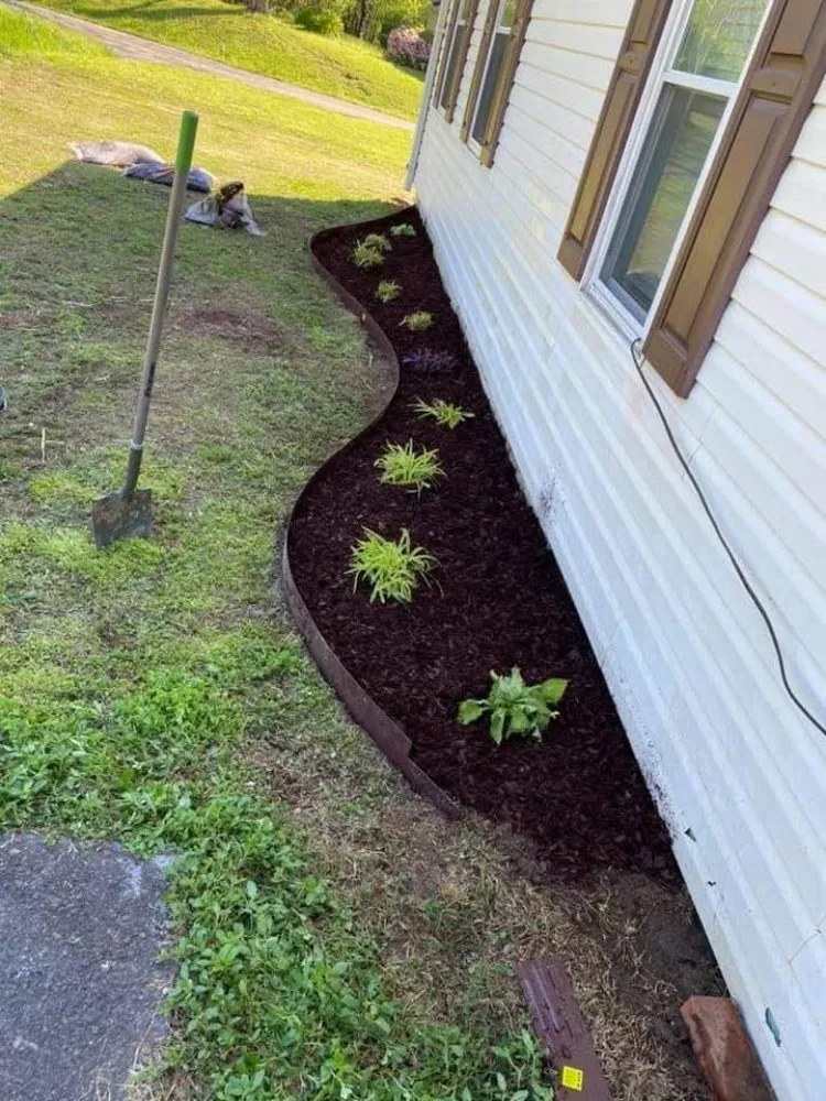 Local landscape design in Meridian, MS by TT's Lawn Care