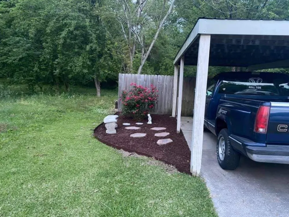 Trusted yard maintenance with custom design across Meridian, MS - TT's Lawn Care