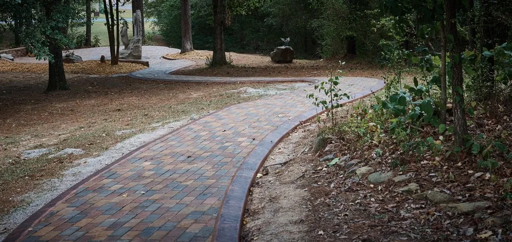 Top-rated yard maintenance in Birmingham, AL by T/U Landscape Services