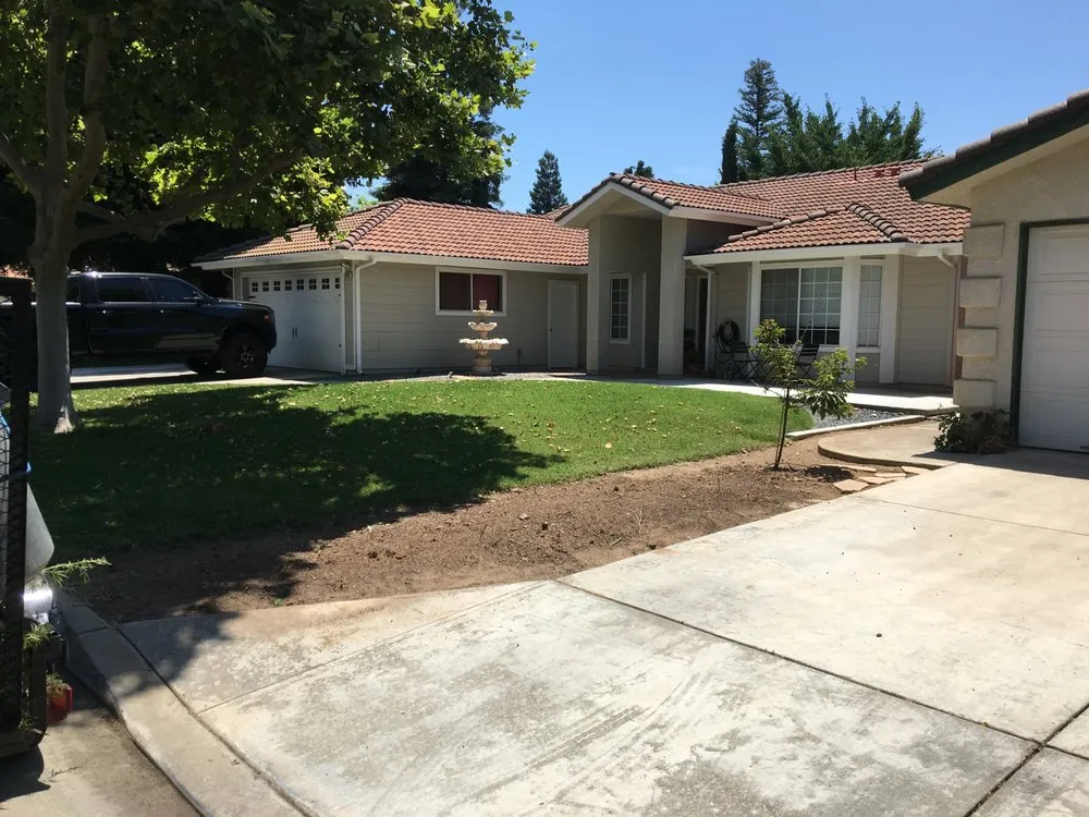 Top-rated residential landscaping in Fresno, CA by Tucker's Landscape & Tree
