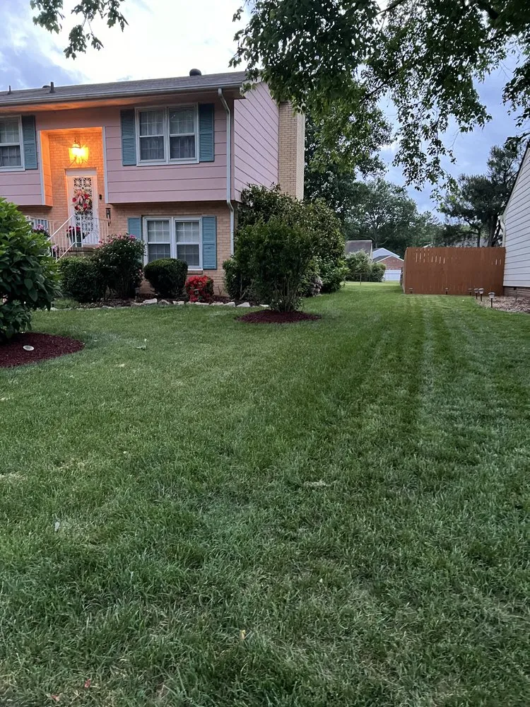 Top-rated yard maintenance in Chesterfield, VA by Tucker's Lawncare Services