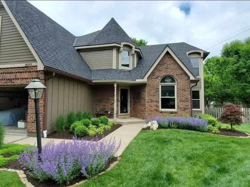 Affordable yard cleanup service for homes across Merriam, KS - Tuff Turf Landscape