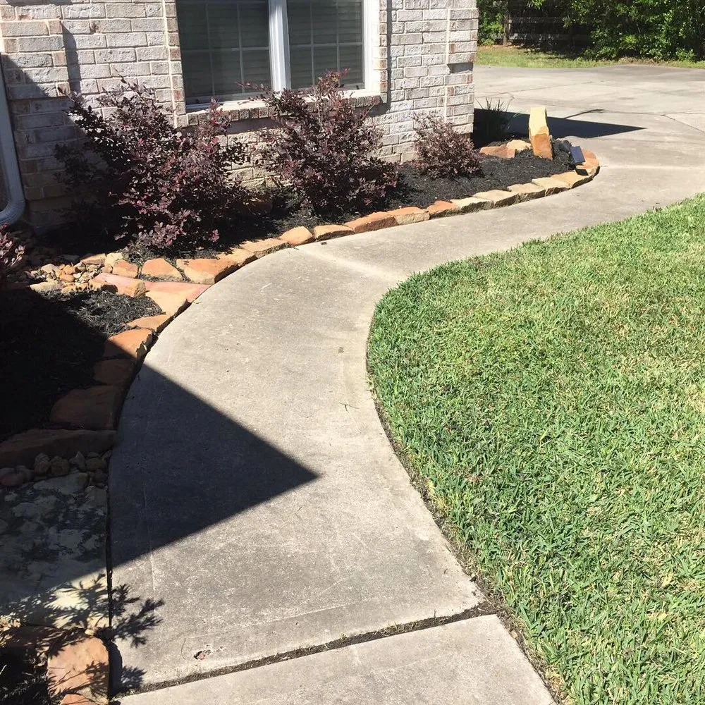 Professional residential landscaping experts serving Waller, TX - Tuff Turf Lawn Service