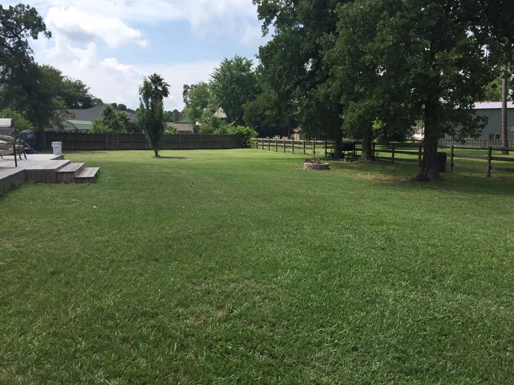 Trusted outdoor landscaping for homes across Waller, TX - Tuff Turf Lawn Service