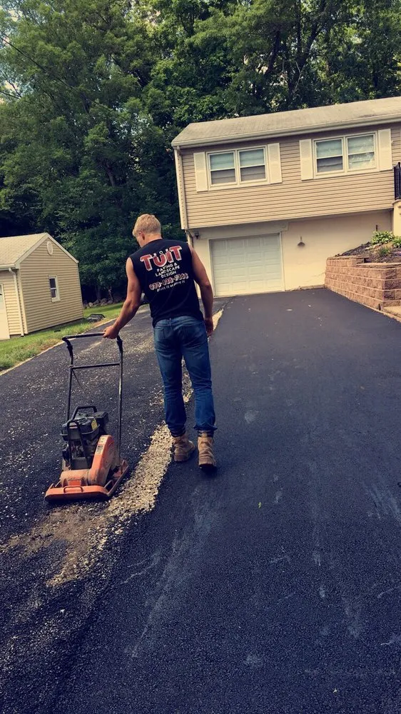 Affordable yard cleanup service in Bloomingdale, NJ - Tuit Paving