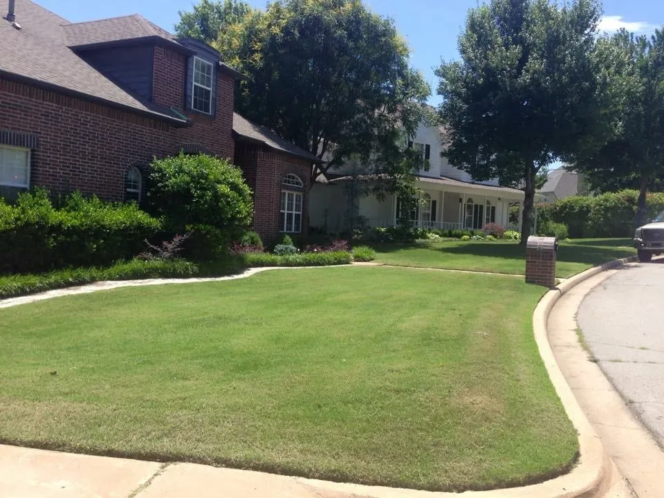 Custom residential landscaping in Tulsa, OK by Tulsa Lawn Services