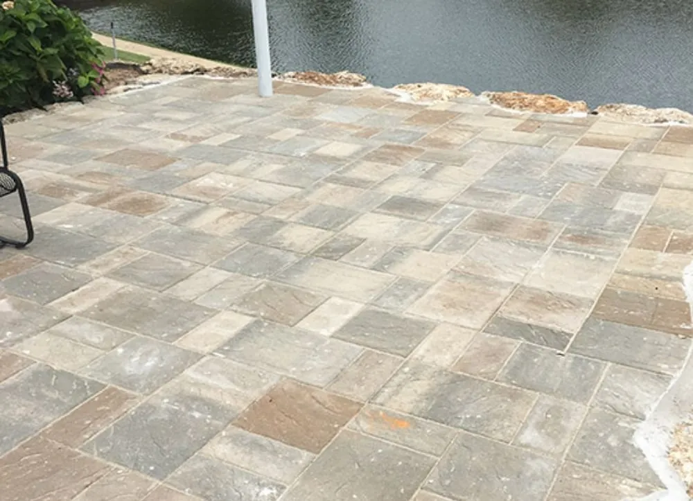 Expert yard maintenance experts serving Tulsa, OK - Tulsa Outdoor Living