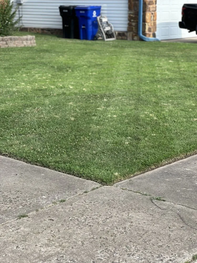 Professional yard maintenance for year-round maintenance in Tulsa, OK by Tulsa Urban Lawn Services