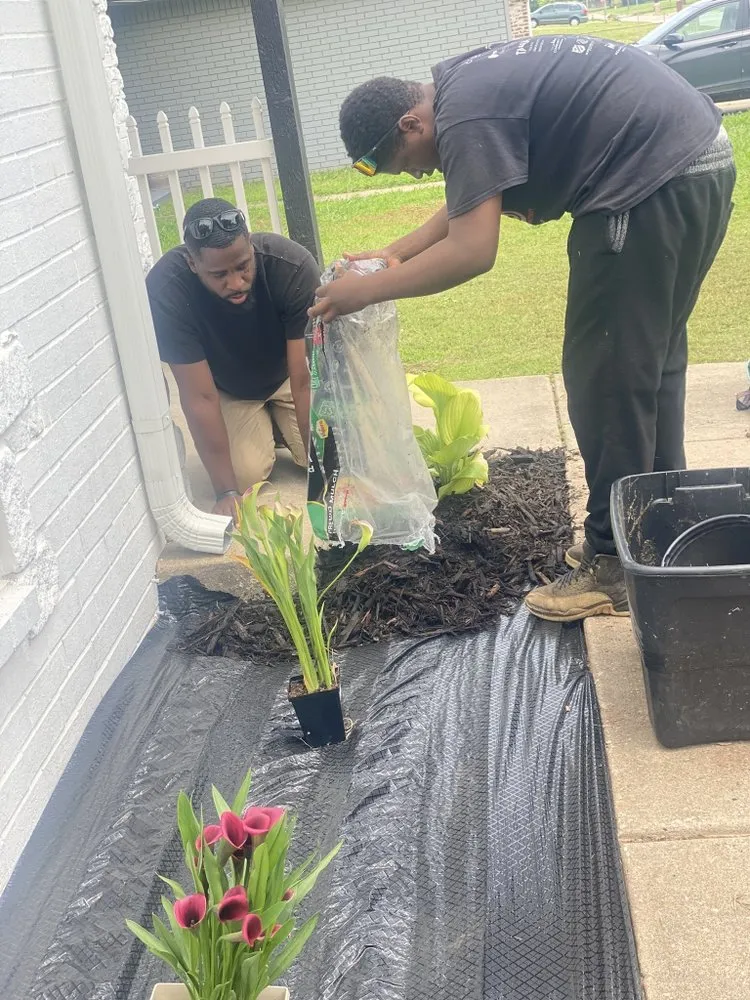 Trusted garden landscaping in Tulsa, OK by Tulsa Urban Lawn Services