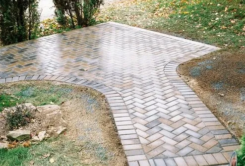 Top-rated yard cleanup service in Monaca, PA - Tuma Lawn Service & Landscaping