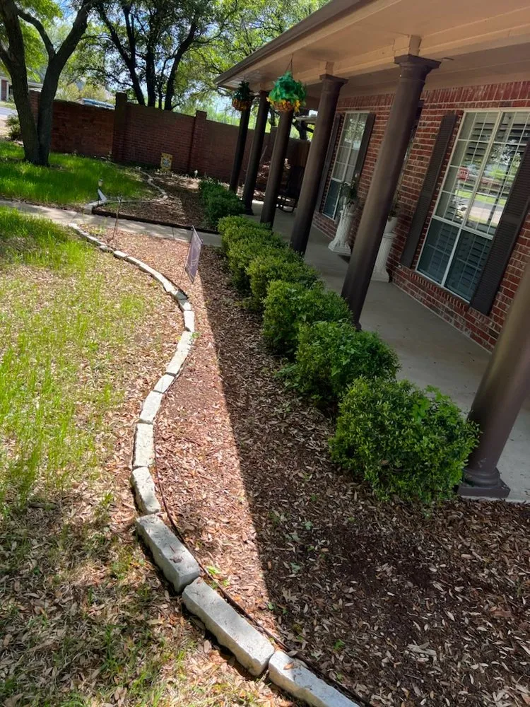 Custom yard cleanup service for outdoor upgrades in Waxahachie, TX by Tumbleweed Lawnscaping