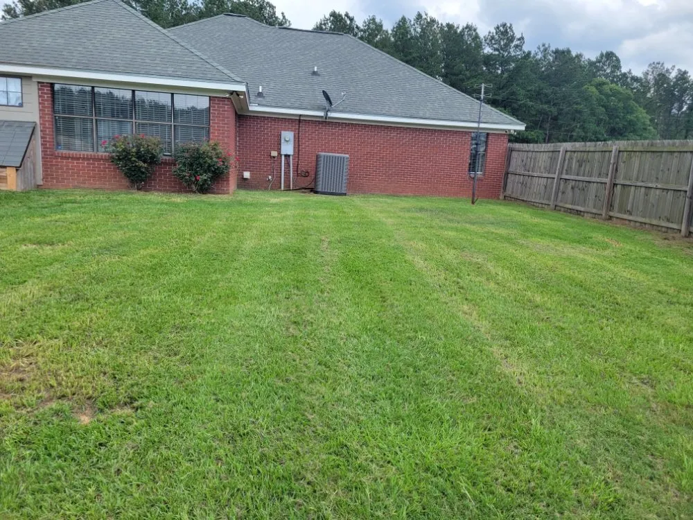 Local yard maintenance for homes in Purvis, MS by Tumey Lawn Care