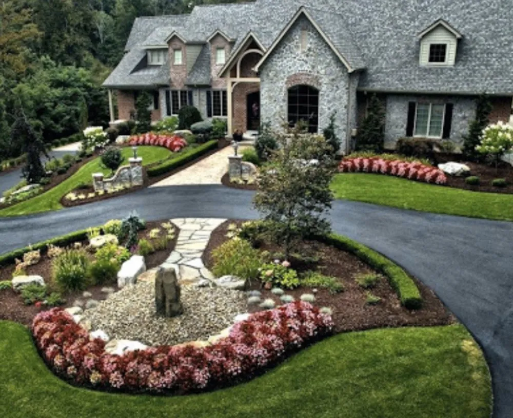 Affordable lawn care service experts serving Ashburn, VA - Tunche Lawn & Landscaping