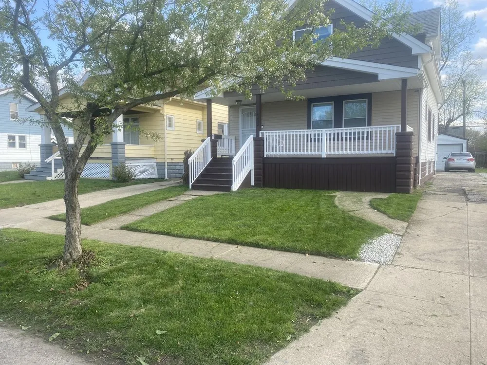 Reliable yard cleanup service for beautiful yards across Maple Heights, OH - Tune & them lawn care service