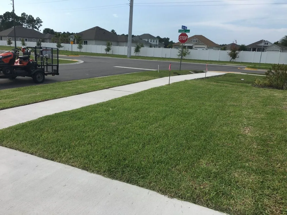 Expert yard cleanup service for homes across Fernandina Beach, FL - Tupper's Turf