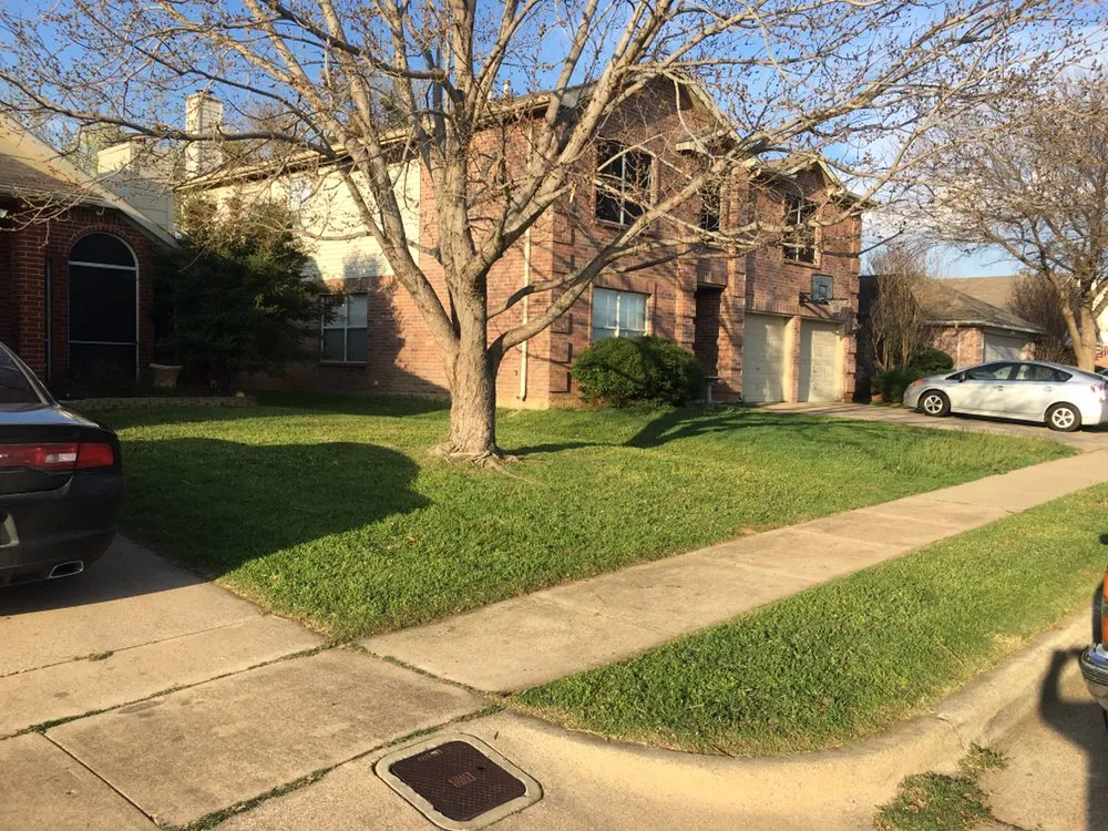 Local lawn mowing service for residential properties across Fort Worth, TX - Turbo Cuts Lawn & Sod