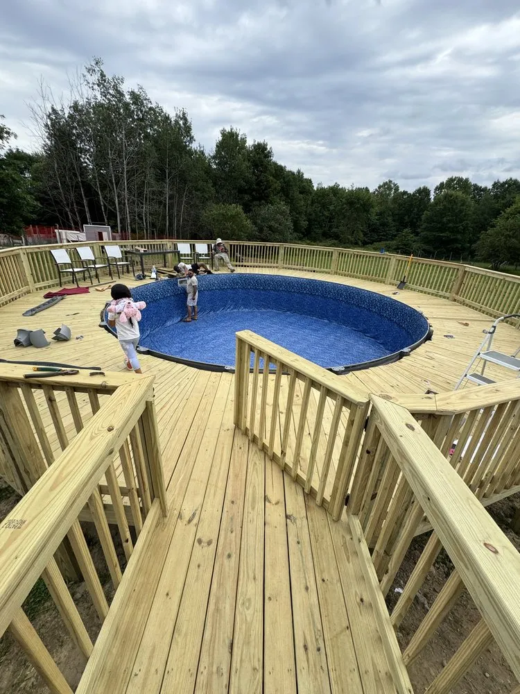 Custom yard cleanup service with custom design in Garrettsville, OH by Turcios Multi Services